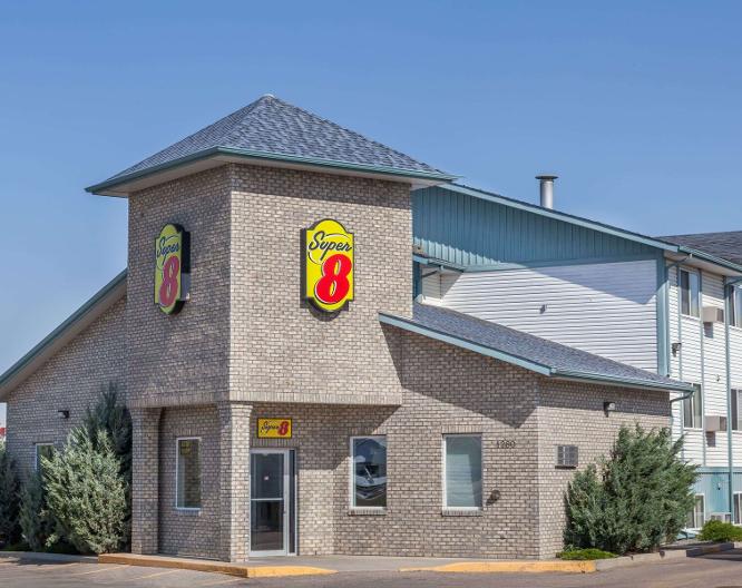Super 8 by Wyndham Medicine Hat AB - Außenansicht
