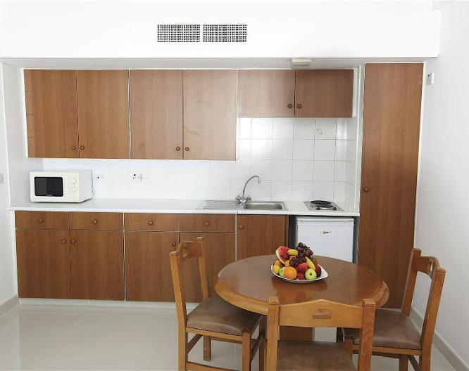 Anastasia Apartments - Essen und Trinken