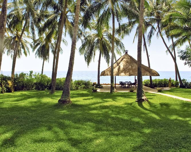 Alam Anda Ocean Front Resort & Spa - Außenansicht