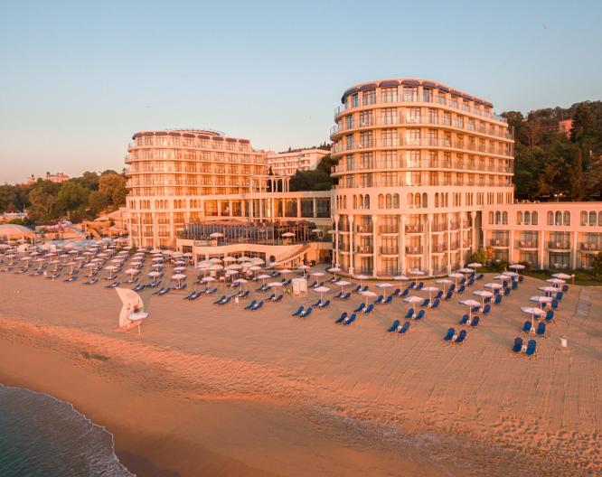 Hotel Azalia - Außenansicht