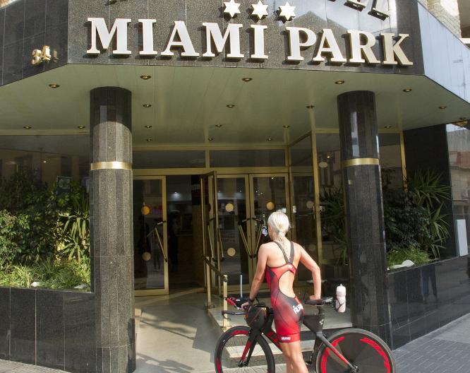 Aparthotel Miami Park - Vue extérieure