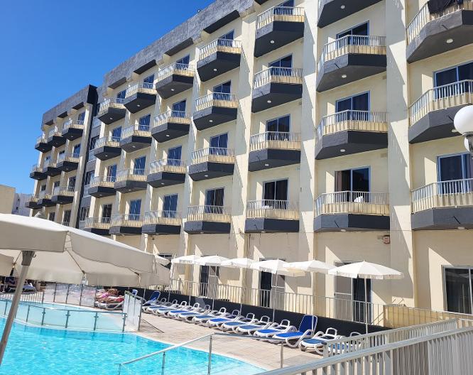 Topaz Hotel - Außenansicht