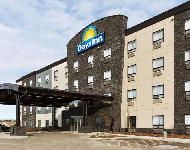 Days Inn by Wyndham Calgary North Balzac - Außenansicht