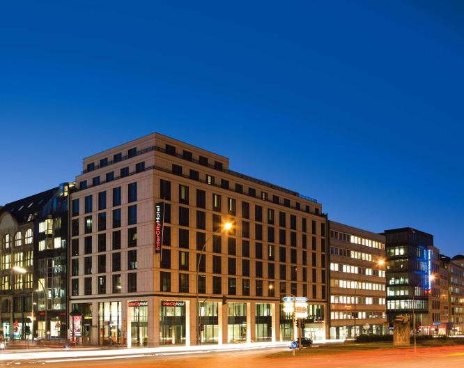 InterCityHotel Hamburg Hauptbahnhof - Außenansicht