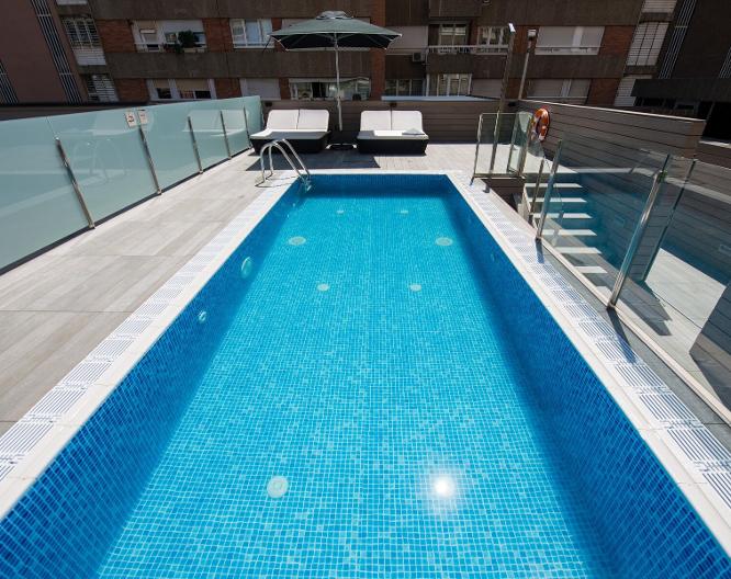 Catalonia Rigoletto - Pool
