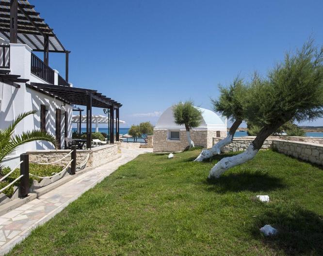 Contaratos Beach - Außenansicht