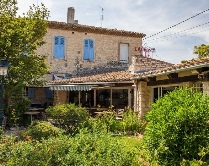 Auberge de Tavel - Vue extérieure