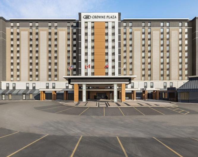 Crowne Plaza Toronto Airport - Außenansicht