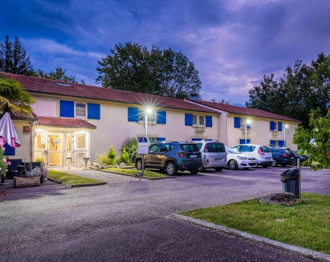 Comfort Hotel Grenoble Meylan - Außenansicht