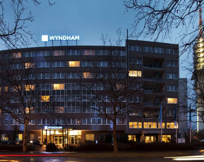 Wyndham Hannover Atrium - Außenansicht