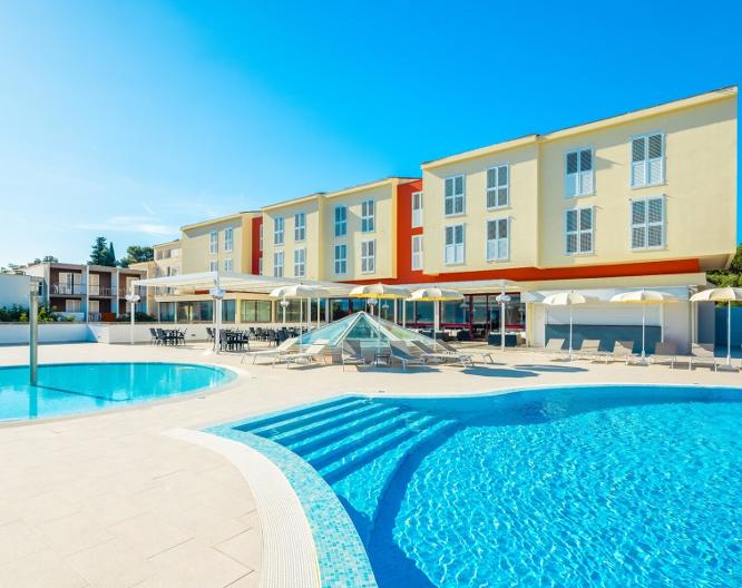 Marko Polo Maradiso Hotel by Aminess - Außenansicht