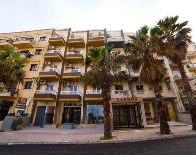 Qawra Point Holiday Complex - Außenansicht