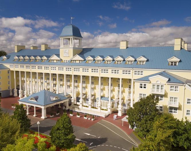 Disney's Newport Bay Club - Außenansicht