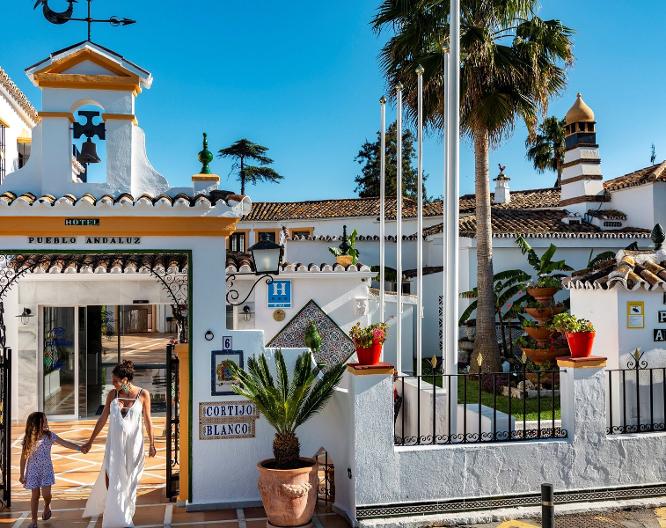 Globales Pueblo Andaluz - Vue extérieure