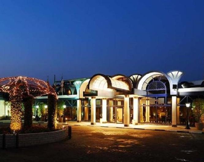 Jaz Pyramids Resort - Außenansicht