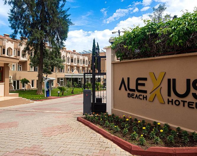Alexius Beach Hotel - Außenansicht