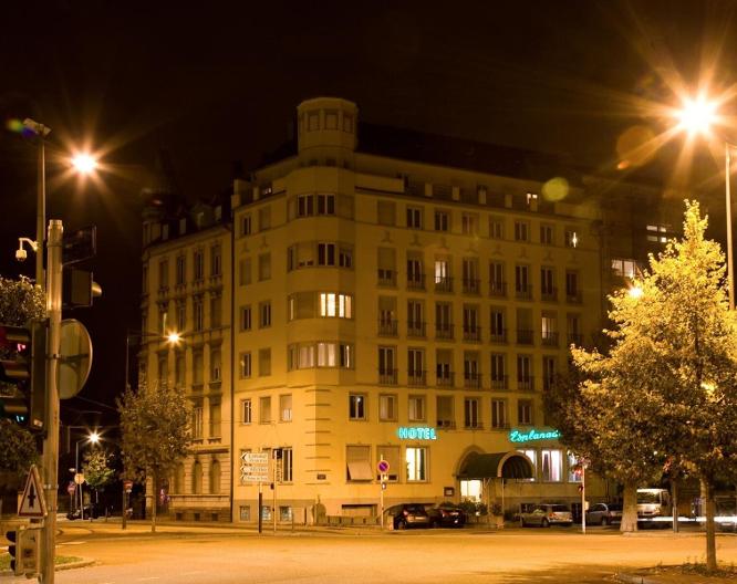 Esplanade - Vue extérieure