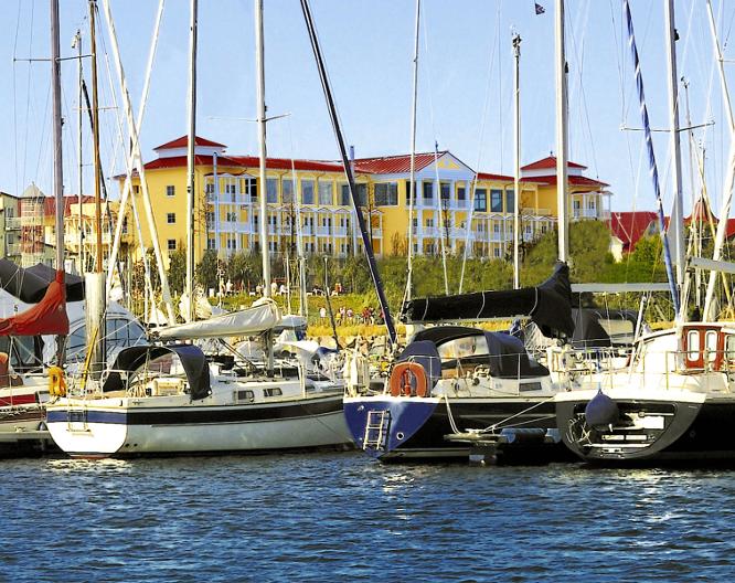 MORADA STRANDHOTEL KÜHLUNGSBORN - Außenansicht