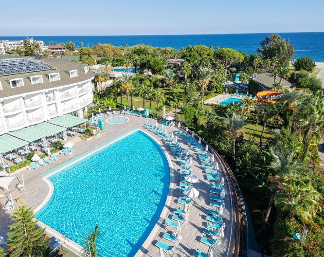 Zena Resort Hotel - Außenansicht