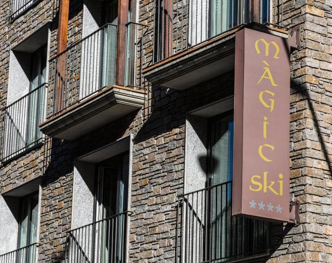 Magic Ski - Außenansicht