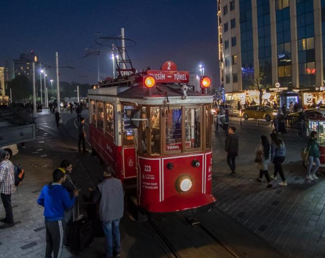 Ottoman Palace Taksim Square - Wintersport