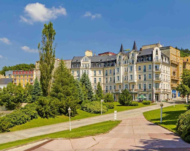 Sun Palace Wellness Hotel - Außenansicht