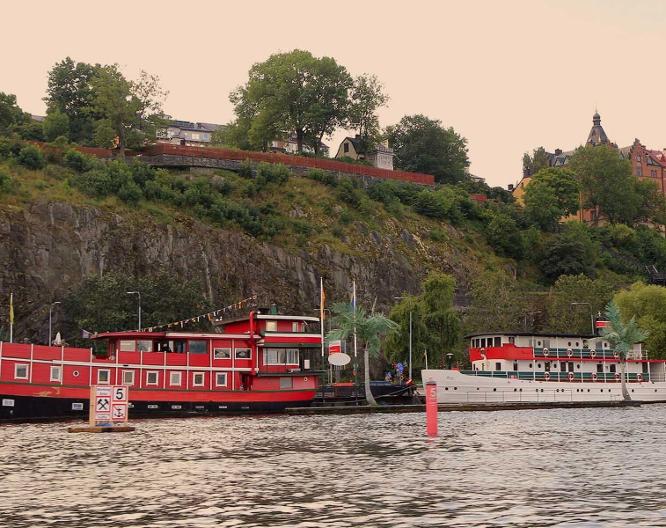 Den Röda Baten - Außenansicht