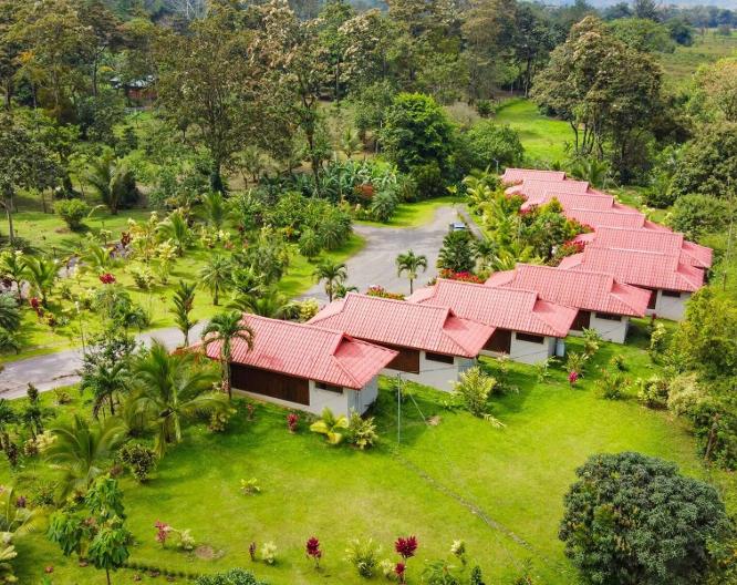 Arenal History Inn - Außenansicht