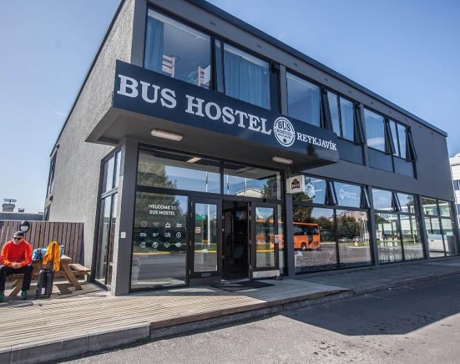 Bus Hostel Reykjavik - Außenansicht