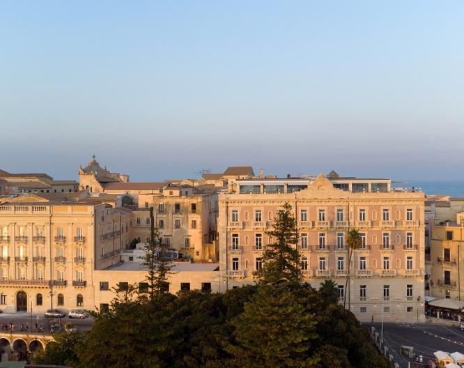 Grand Hotel Des Etrangers - Außenansicht