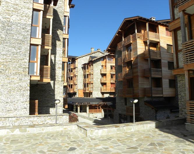 St. Ivan Ski & Spa Resort - Außenansicht