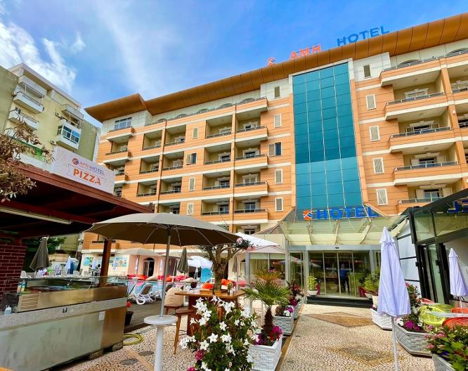AMH Hotel Durres - Außenansicht