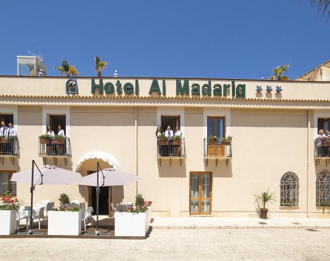 Hotel Al Madarig - Außenansicht