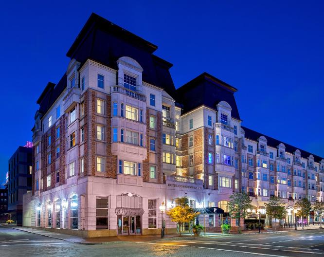 Hotel Commonwealth - Außenansicht