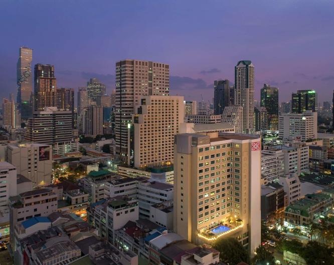 Hilton Garden Inn Bangkok Silom - Außenansicht