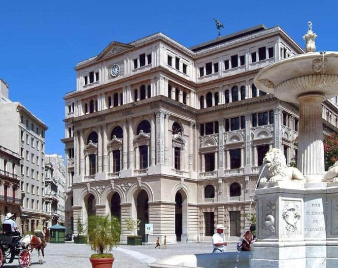 Tryp Habana Libre - Außenansicht