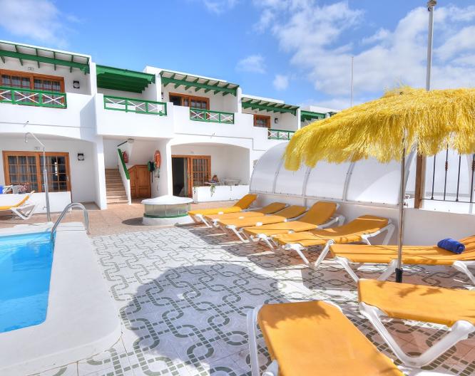 Apartamentos Isabel - Außenansicht