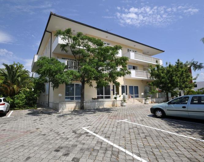 Apartments Trogir - Außenansicht