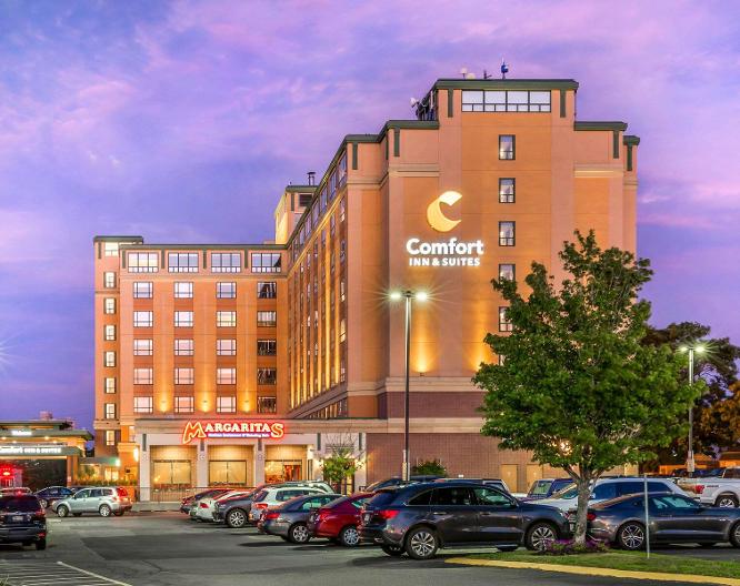 Comfort Inn & Suites Logan International Airport - Außenansicht