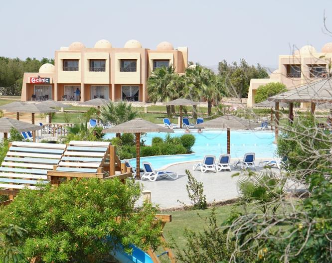 Wadi Lahmy Azur Resort - Außenansicht