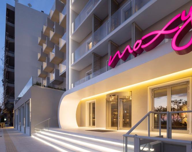 Moxy Patra Marina - Außenansicht