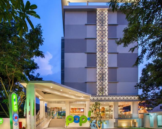 Pop Hotel Pemuda Semarang - Außenansicht