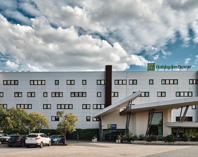 Holiday Inn Express Milan - Malpensa Airport - Außenansicht