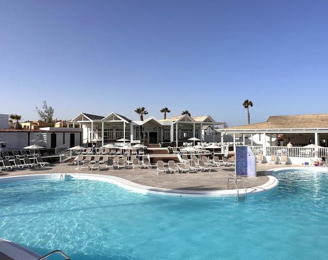 Club Caleta Dorada - Außenansicht