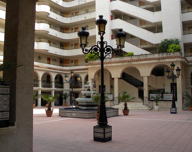 Apartamentos Cordoba Sevilla Jerez - Außenansicht