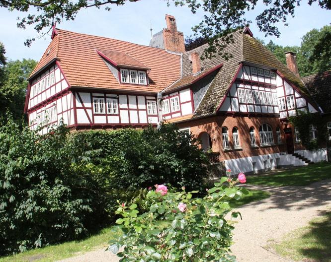 Gut Bardenhagen Hotel - Außenansicht