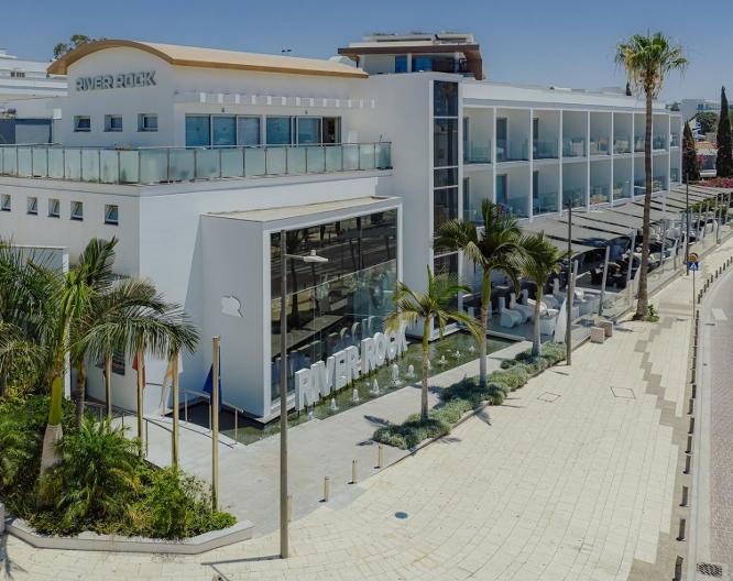 River Rock Hotel - Außenansicht