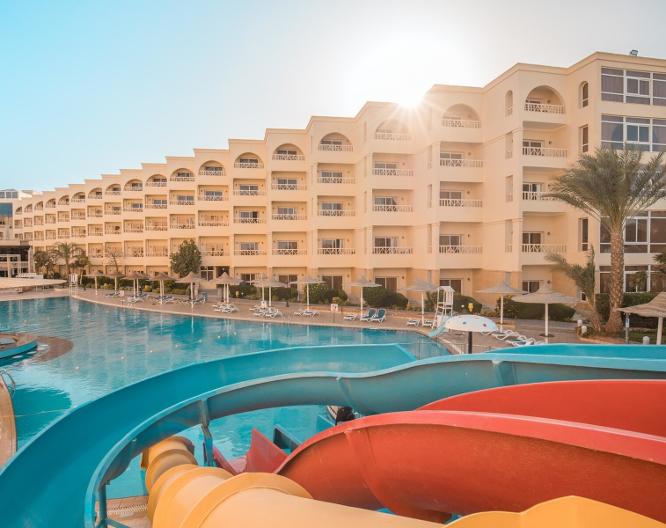 AMC Royal Hotel Hurghada - Außenansicht