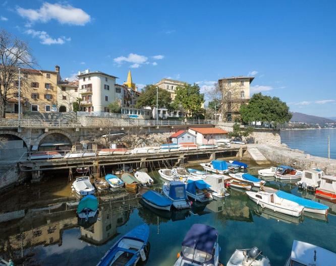 Hostel Link - Außenansicht