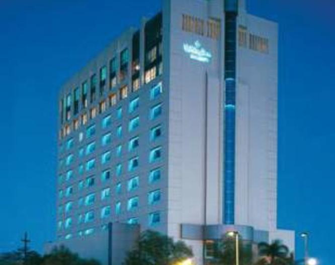 Holiday Inn Select Guadalajara - Vue extérieure